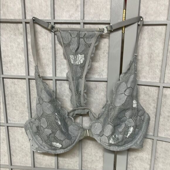 Elegant Gray Lace Bra, 34B. - Picture 1 of 9